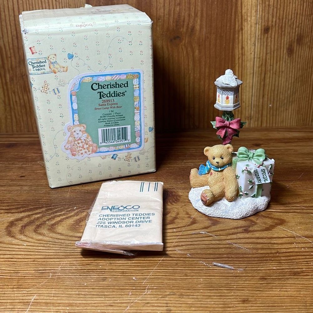 Cherished Teddies Santa Express Street Lamp with Bear 269913‎